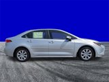 Used 2022 Toyota Corolla LE image 3
