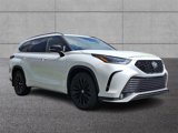 Used 2023 Toyota Highlander XSE image 4