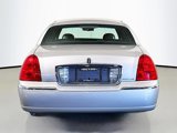 Used 2008 Lincoln Town Car Signature Limited image 6