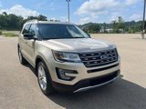 Used 2017 Ford Explorer XLT w/ Equipment Group 202A image 6