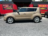 Used 2015 Kia Soul + image 4