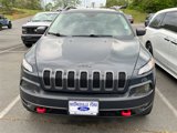 Used 2017 Jeep Cherokee Trailhawk w/ Cold Weather Group image 2