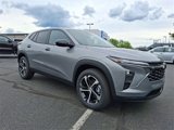 New 2025 Chevrolet Trax RS w/ Sunroof Package image 3