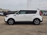Used 2016 Kia Soul + image 4