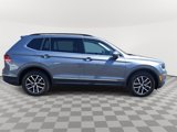 Used 2021 Volkswagen Tiguan SE w/ Panoramic Sunroof Package image 4