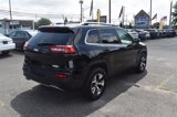 Used 2017 Jeep Cherokee Limited image 4