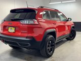 Used 2019 Jeep Cherokee Trailhawk image 4