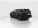 Used 2024 Nissan Rogue SV image 6