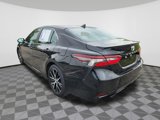 Used 2022 Toyota Camry SE image 3