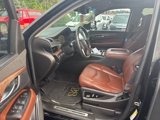 Used 2015 Cadillac Escalade Luxury image 2