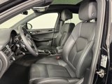 Certified 2025 Porsche Macan image 5