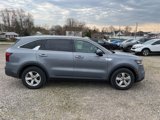 Used 2023 Kia Sorento LX image 2