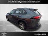 Used 2019 Toyota RAV4 LE image 4