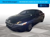 Used 2025 Hyundai Elantra SE image 4