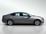 Used 2022 Chevrolet Malibu LT image 4
