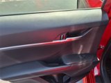 Used 2023 Toyota Camry SE image 6