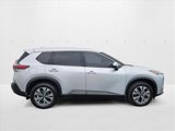Used 2021 Nissan Rogue SV image 4