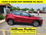 Used 2021 Nissan Kicks SV image 3