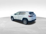 Used 2022 Jeep Compass Latitude image 3