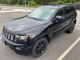 Used 2018 Jeep Grand Cherokee Altitude image 2