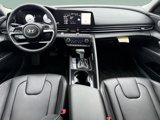 Used 2024 Hyundai Elantra Limited image 2