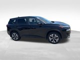 Used 2023 Nissan Rogue SV image 2