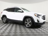 Used 2021 GMC Terrain SLT image 3