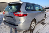 Used 2017 Toyota Sienna L image 3