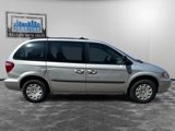 Used 2003 Chrysler Voyager LX image 5