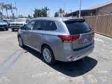 Used 2020 Mitsubishi Outlander SEL image 2