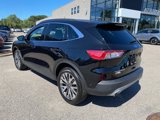 Used 2021 Ford Escape Titanium image 3