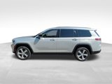 Used 2022 Jeep Grand Cherokee L Limited image 2