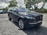 Used 2025 Lincoln Navigator L Reserve image 2