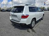 Used 2013 Toyota Highlander Plus image 3