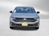 Used 2024 Volkswagen Jetta Sport image 2