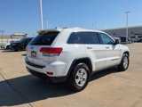 Used 2017 Jeep Grand Cherokee Laredo w/ Quick Order Package 2BE image 3