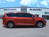 Used 2018 Chrysler Pacifica Limited w/ Advanced Safetytec Group image 2