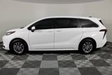 Used 2023 Toyota Sienna LE image 6