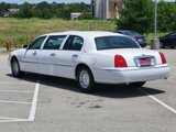 Used 1999 Lincoln Town Car Executive image 4