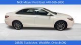 Used 2016 Toyota Camry SE image 2
