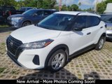 Used 2023 Nissan Kicks S image 3