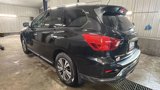 Used 2017 Nissan Pathfinder S image 2