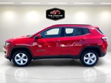 Used 2018 Jeep Compass Latitude w/ Cold Weather Group image 2