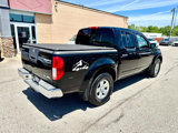 Used 2010 Nissan Frontier SE image 5