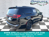 New 2025 Chrysler Pacifica Limited image 3