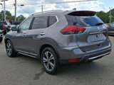 Used 2017 Nissan Rogue SL image 4