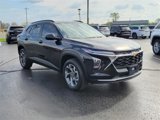 Used 2024 Chevrolet Trax LT image 2