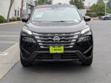 Used 2024 Nissan Rogue SV image 2