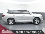 Used 2010 Toyota Highlander SE image 2