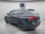 Used 2022 Volkswagen Tiguan SE R-Line image 5